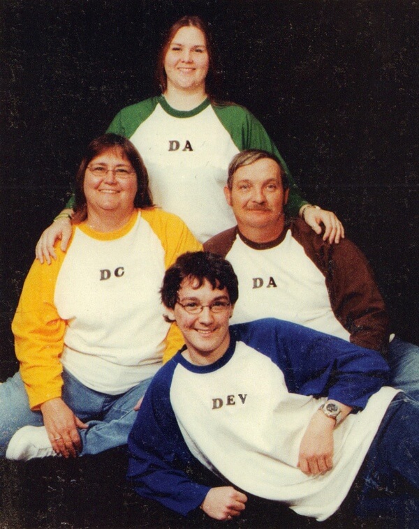 80s-awkward-family-portraits-4